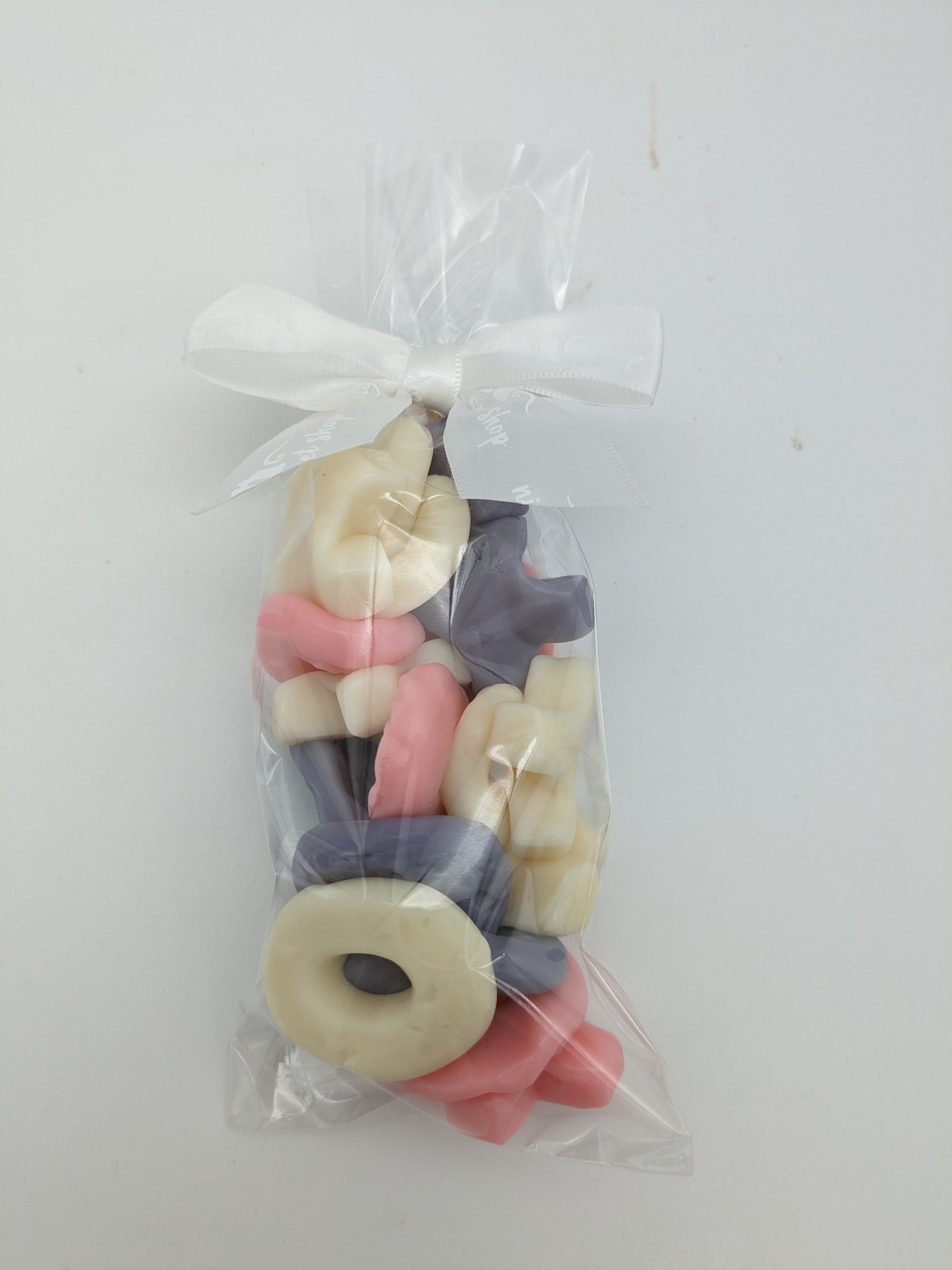 XOXO Gummies
