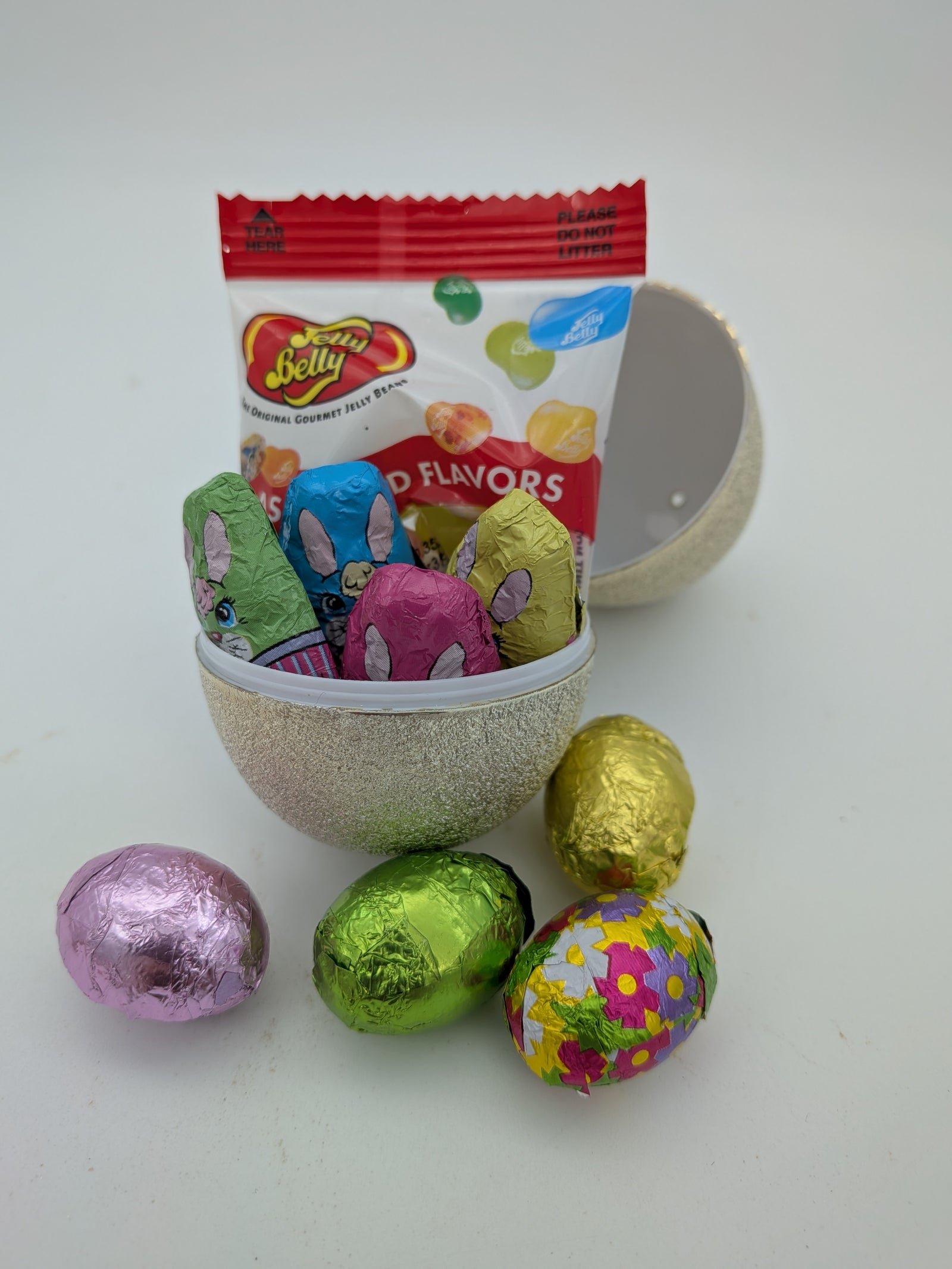 Hidden Bunnies Gift Egg