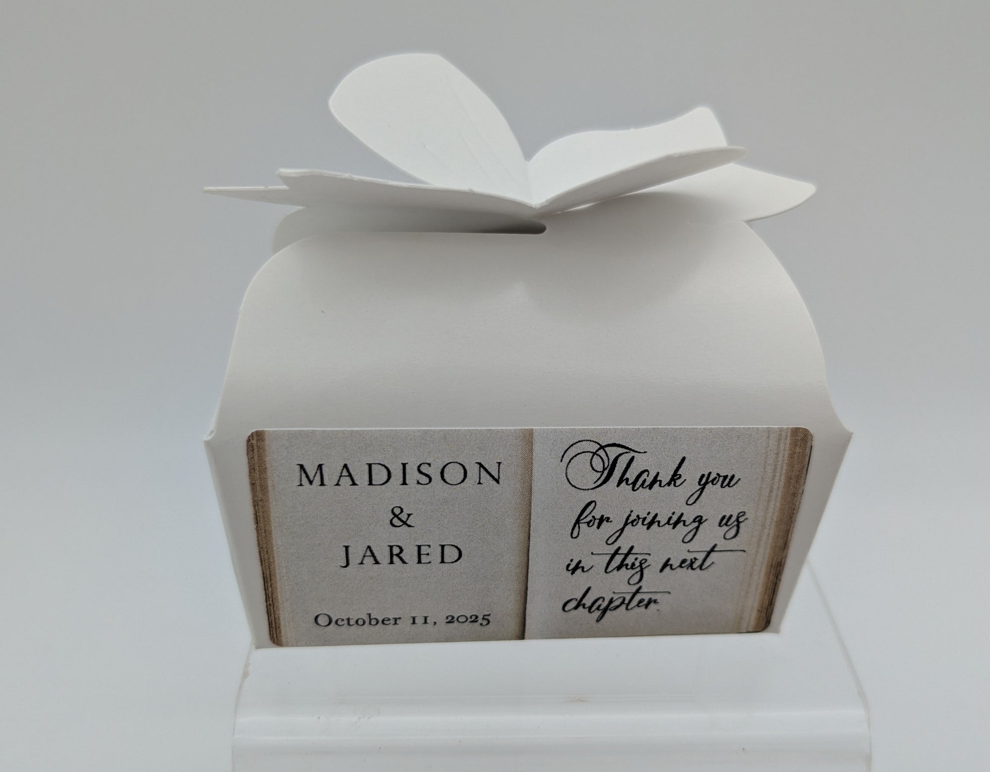 M.H. TRUFFLE BOW BOX $3.99