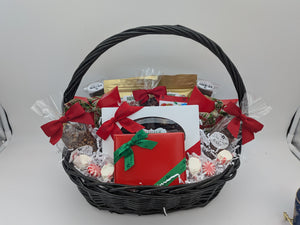 Custom Holiday Basket 120 Group Share