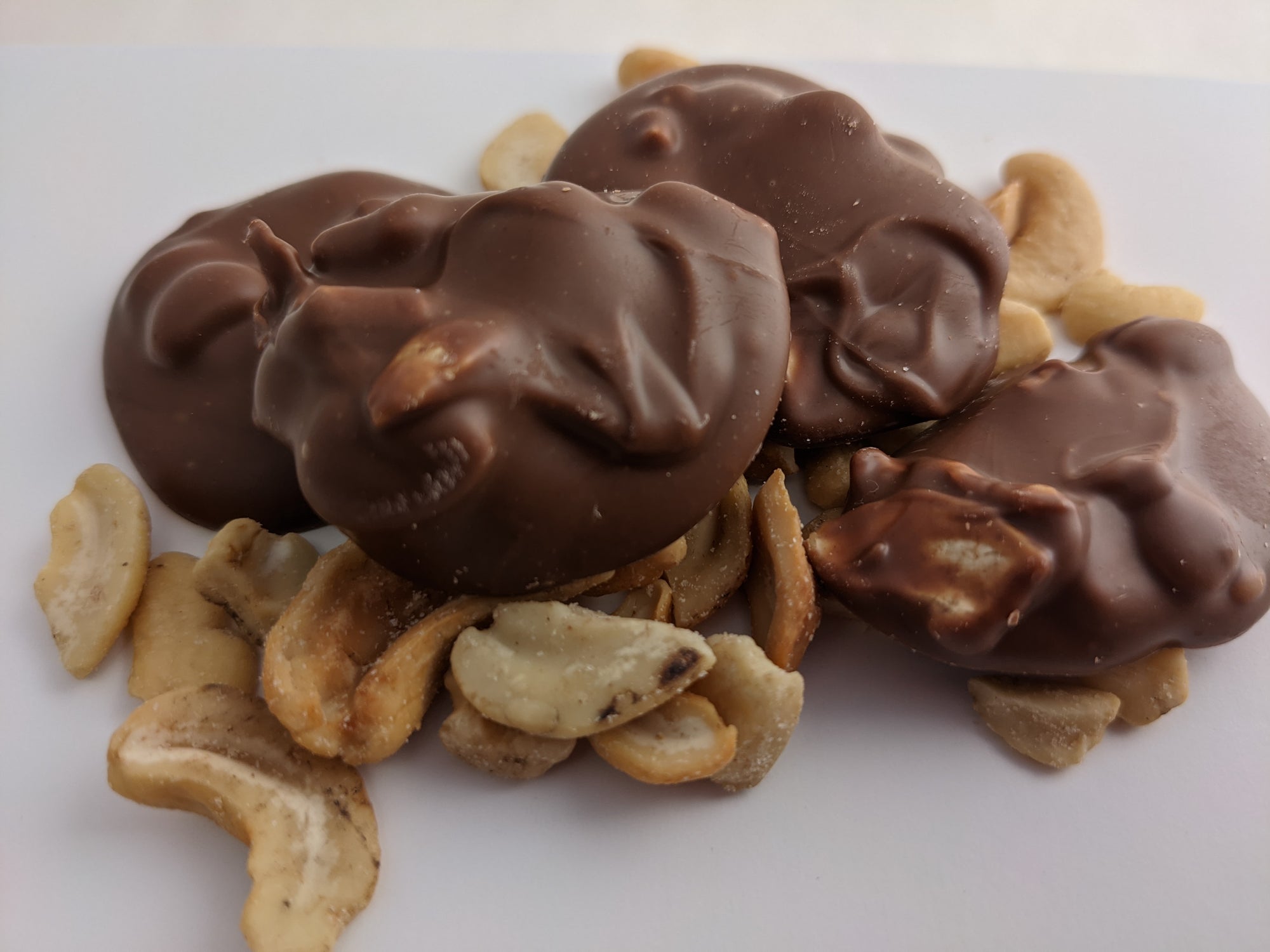 1/2 lb Cashew Clusters